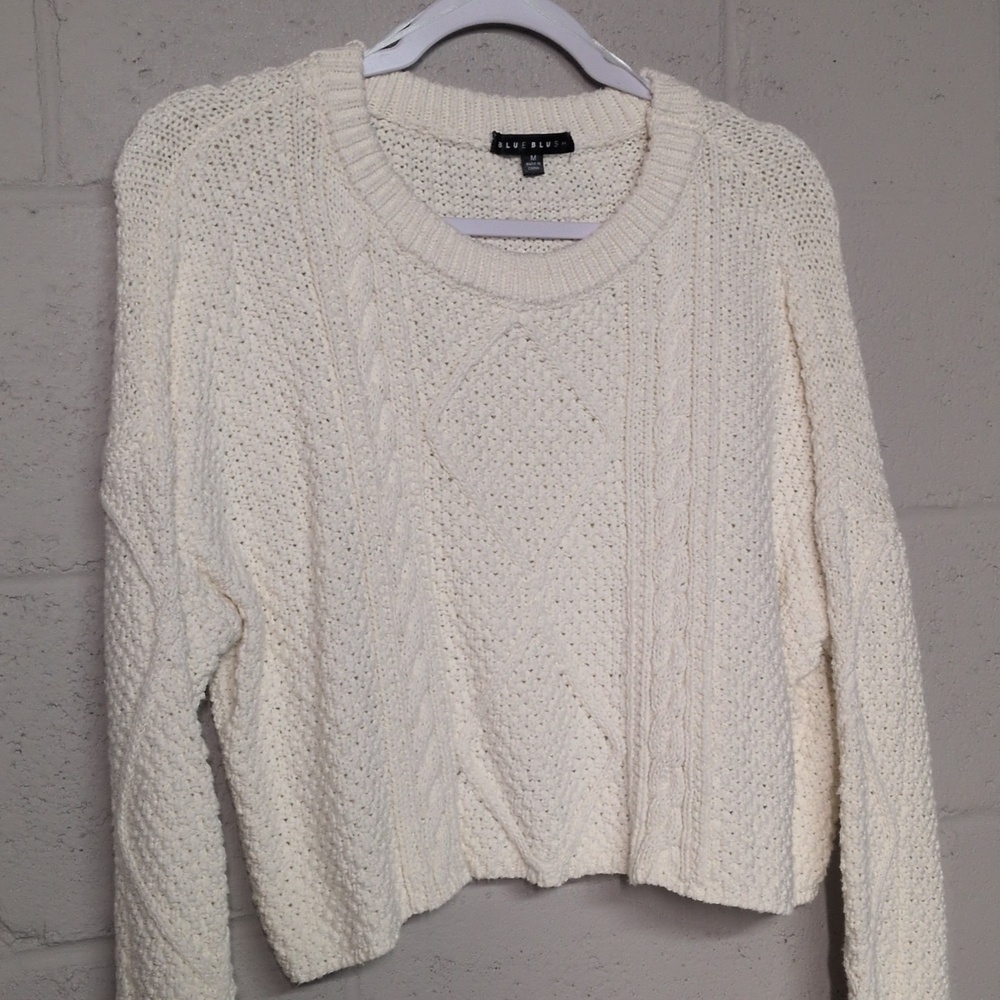 Ivory Cream Cable Knit Cropped Crewneck Sweater Size Medium - Picture 3 of 7